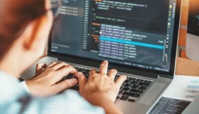 التعليم تتيح إعادة امتحان البرمجة والذكاء الاصطناعي لطلاب أولى ثانوي المتعذر دخولهم الامتحان عبر منصة «كيريو»